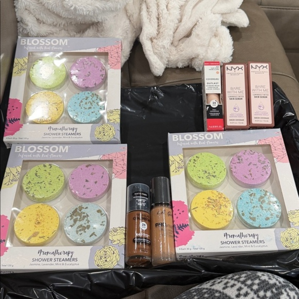 Makeup bundle 15